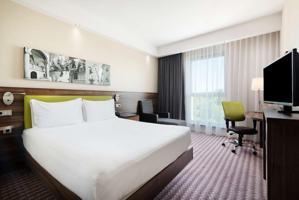 Hotel Hampton By Hilton Krakow